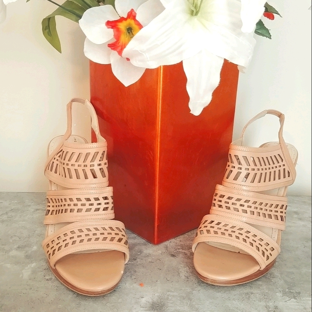 Tan Open Toe Cut-out Heel Sandals